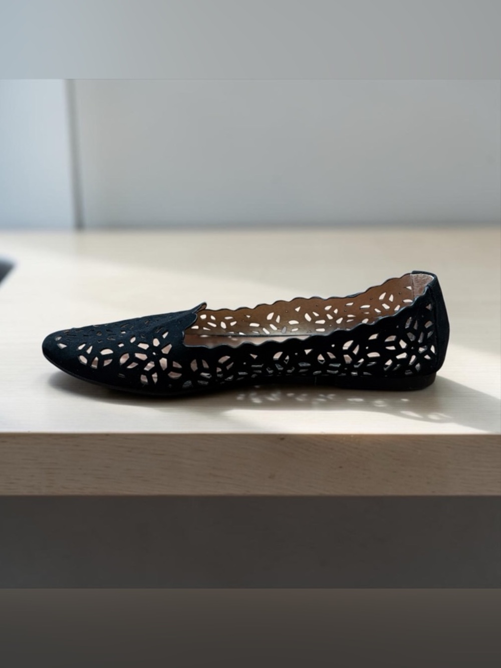 UNIONBAY, Suede Laser Cut Flats Women, Size 9, Black Scalloped Ballet Slip-On